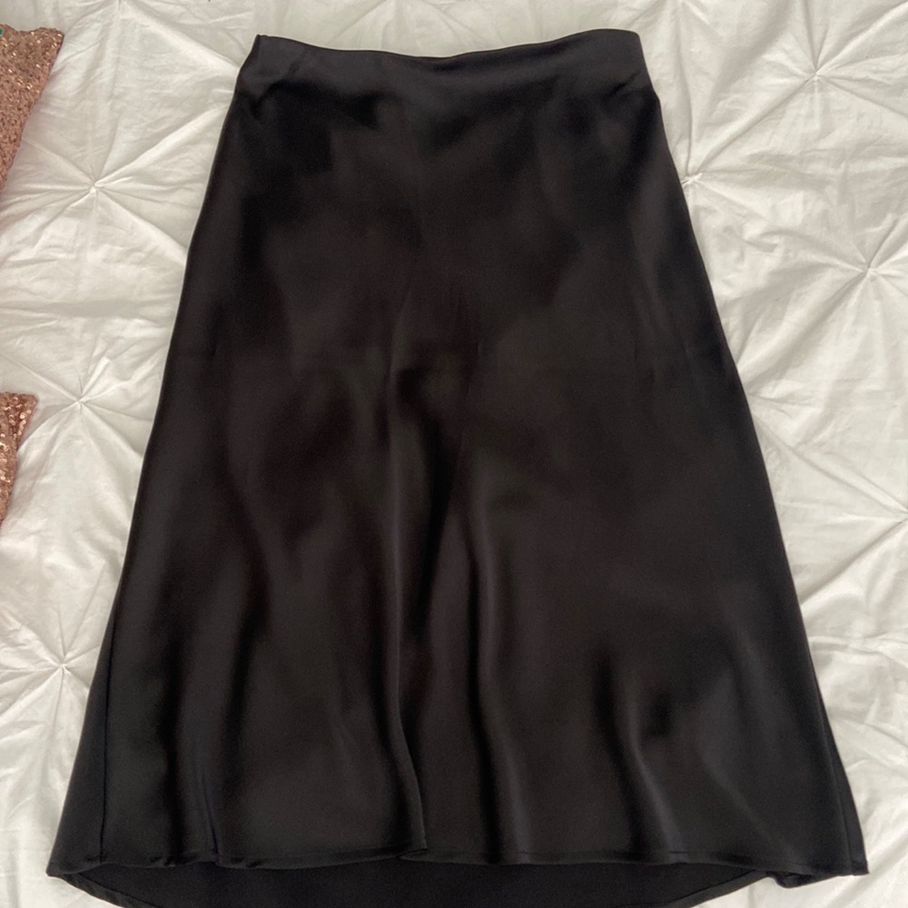Black midi skirt